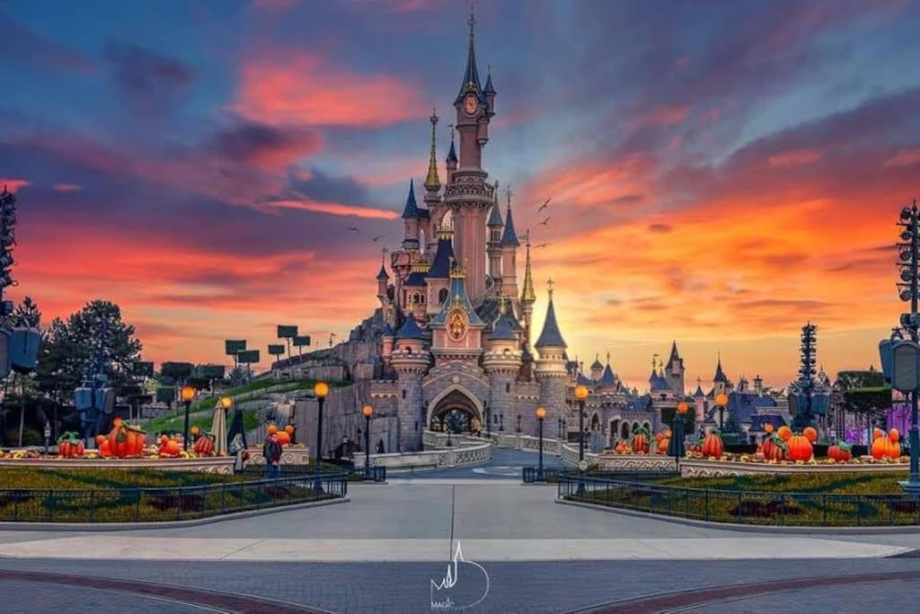 Appartement Disneyland Paris Bussy-Saint-Georges Exterior foto
