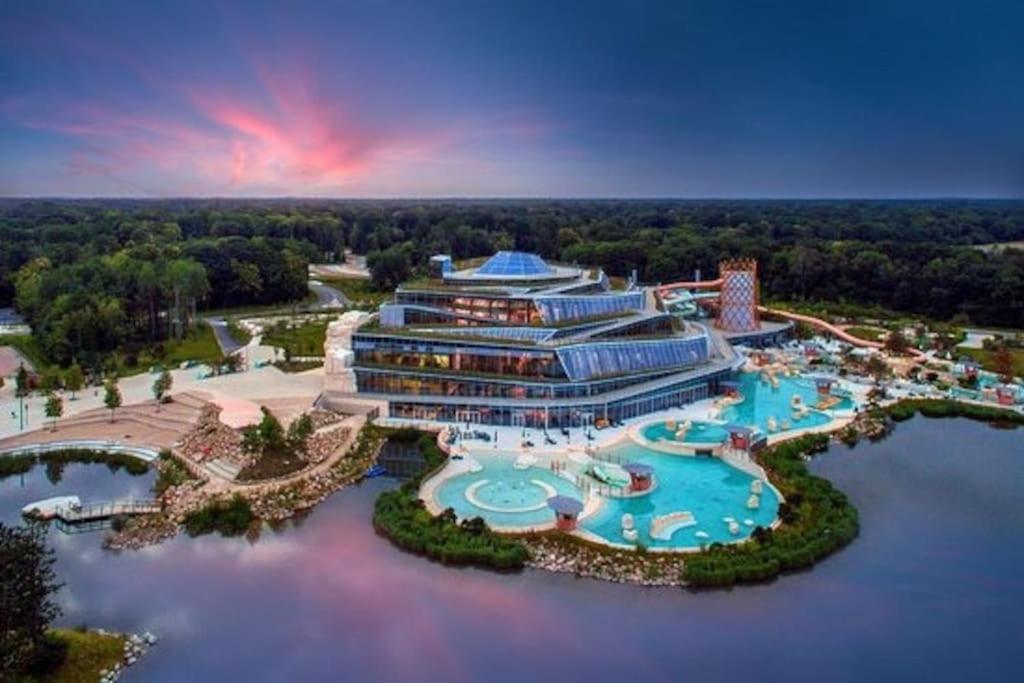 Appartement Disneyland Paris Bussy-Saint-Georges Exterior foto
